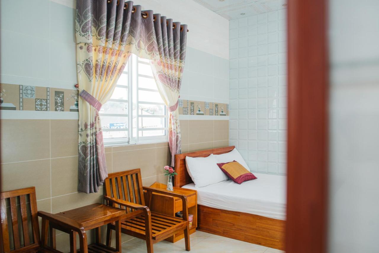 Hiep Hoa Hotel チャウドック エクステリア 写真