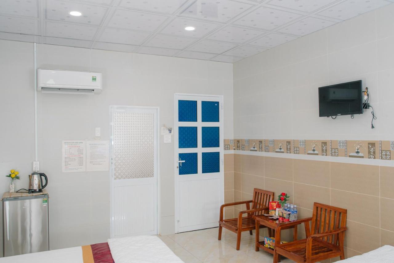 Hiep Hoa Hotel チャウドック エクステリア 写真