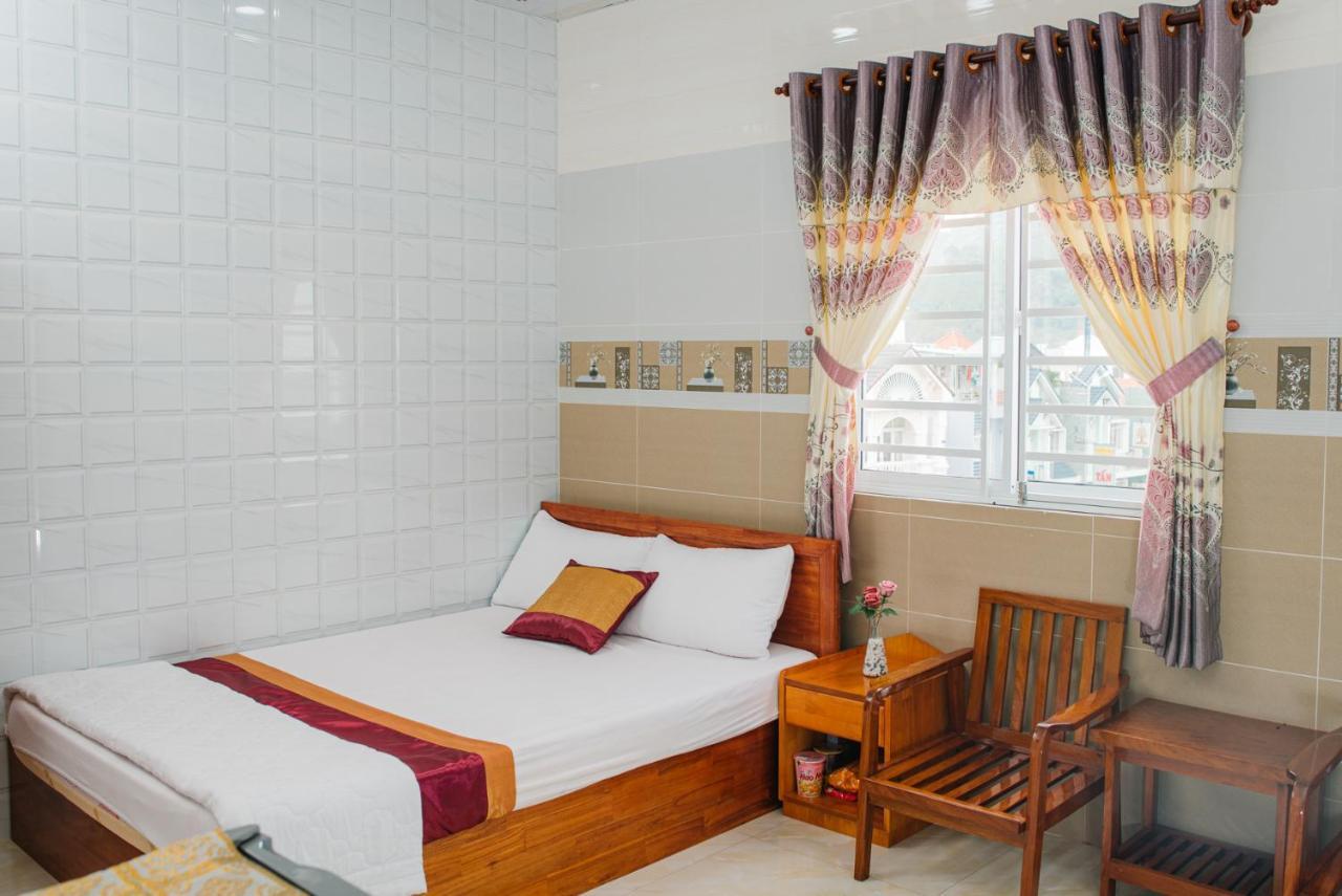 Hiep Hoa Hotel チャウドック エクステリア 写真